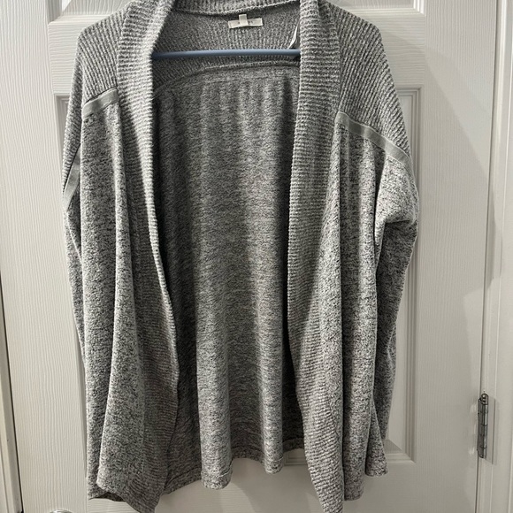 Maurice’s Sweater Size L - Picture 1 of 4